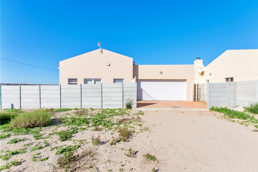 4 Bedroom Property for Sale in Laaiplek Western Cape